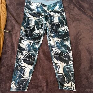 Palm-Print Athletic Ankle Length Leggings - Teal, Black & White